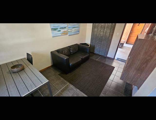 17 BEDROOM APARTMENT BLOCK FOR SALE IN RUSTENBURG CENTRAL